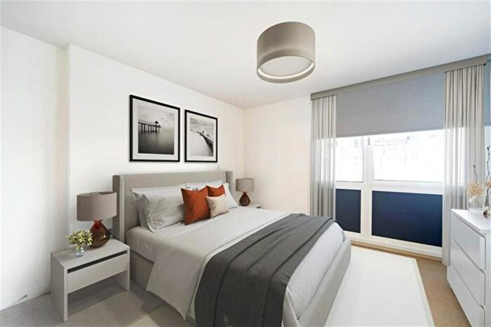 1 Bedroom Flat To Rent In Bedroom Property In London, E15