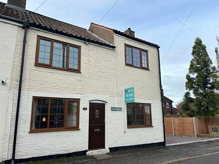 2 Bedroom Cottage To Rent In High Street, Hook, Goole, DN14