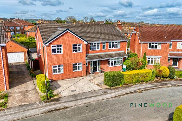 6 Bedroom Detached House For Sale In Pear Tree Avenue, Wingerworth, S42