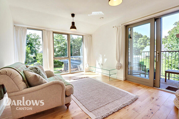 2 Bedroom Apartment For Sale In Great House Rise, Cardiff, CF5
