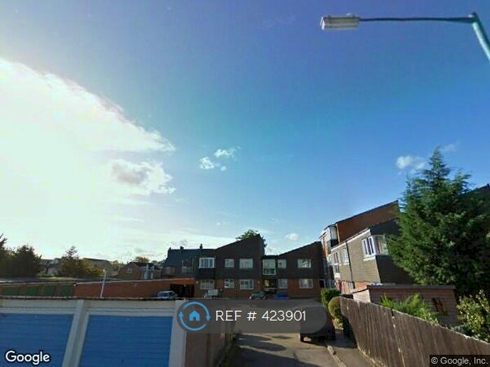 2 Bedroom Flat To Rent In Claire Court, Cheshunt, EN8