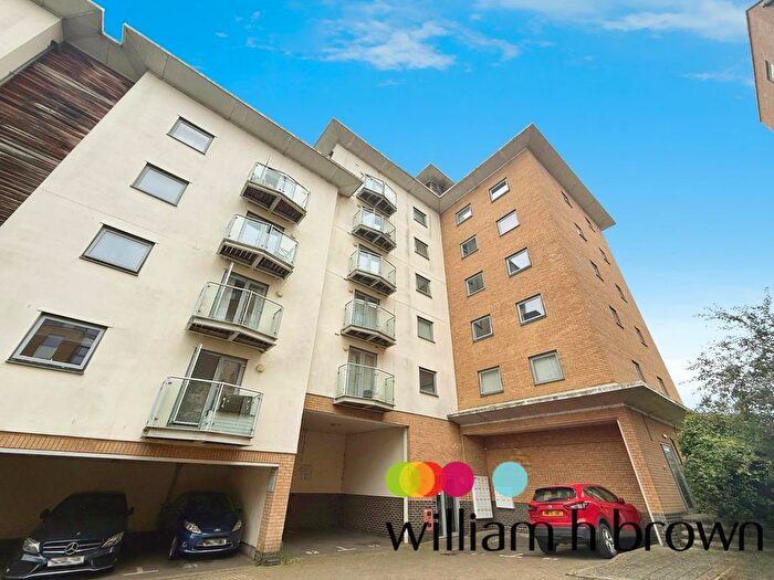 3 Bedroom Flat To Rent In Caelum Drive, Colchester, CO2