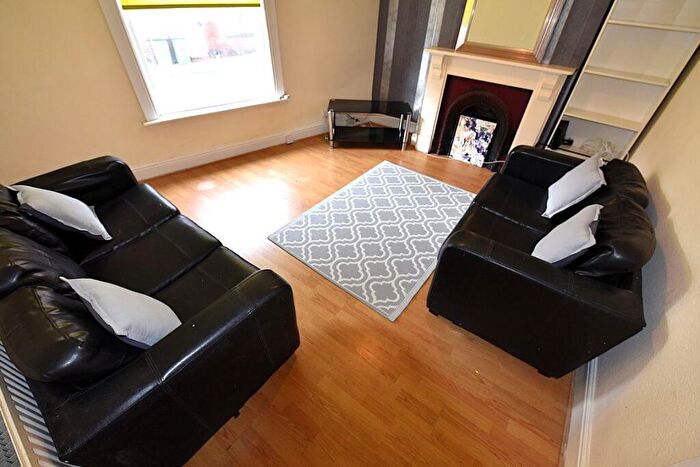 3 Bedroom House To Rent In Thornville Street ( Bed), LS6