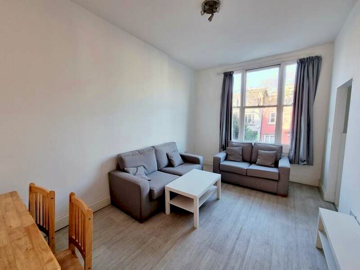 5 Bedroom Flat To Rent In Marlborough Road, Archway, N19