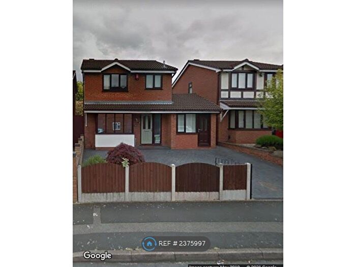4 Bedroom Detached House To Rent In Bell Street, Wednesbury, WS10