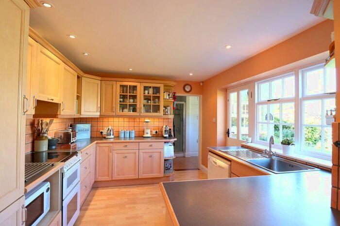 4 Bedroom Detached House For Sale In Gaston Street, East Bergholt, Colchester, CO7