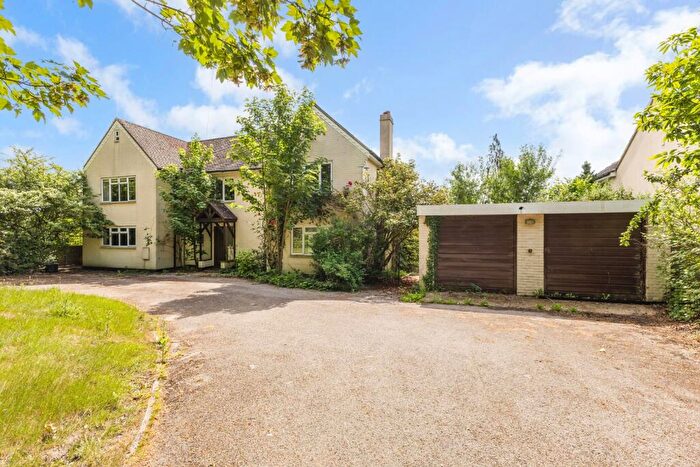 5 Bedroom Detached House For Sale In Titchfield Lane, Wickham, Fareham, Hampshire, PO17