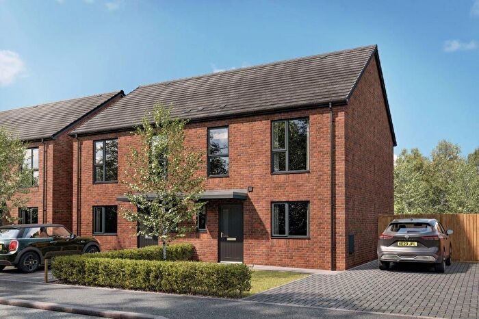 3 Bedroom Semi-Detached House For Sale In Salford, M5