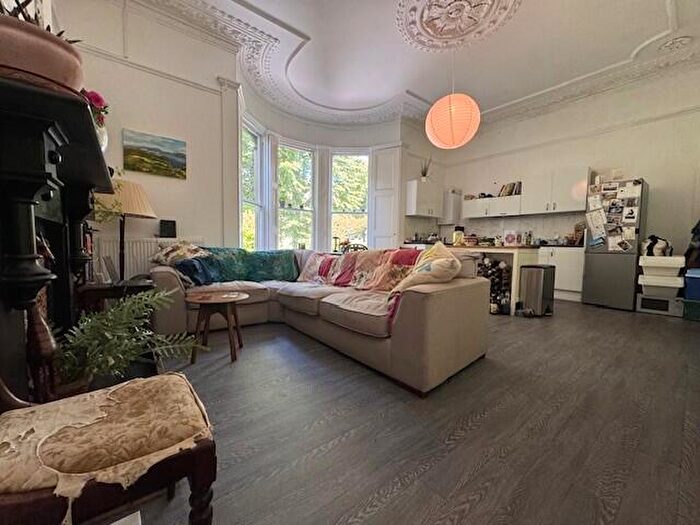 2 Bedroom Flat To Rent In Westfield Park, Bristol, BS6