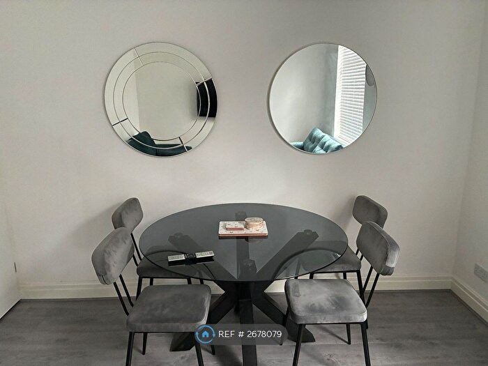 4 Bedroom Terraced House To Rent In Worthing Street, Manchester, M14