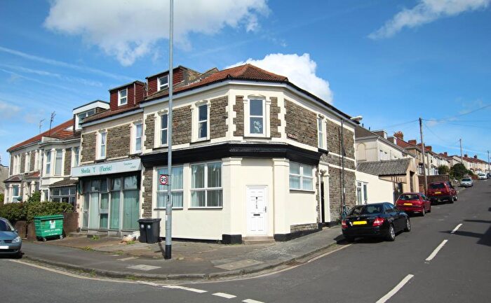 1 Bedroom Flat To Rent In Charlton Road- Kingswood, BS15