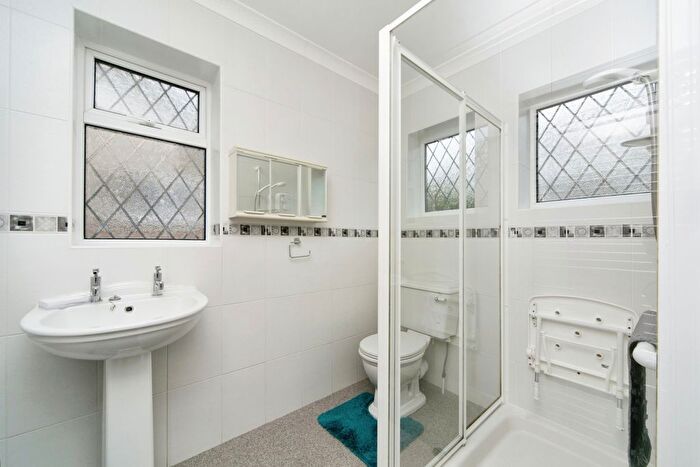 2 Bedroom Detached House For Sale In Dinerth Road, Rhos On Sea, Colwyn Bay, LL28