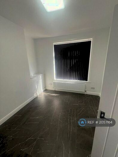 3 Bedroom End Of Terrace House To Rent In Wistaria Road, Manchester, M18