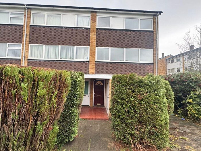 3 Bedroom Maisonette To Rent In Woodcote Drive, Crofton, Orpington, BR6