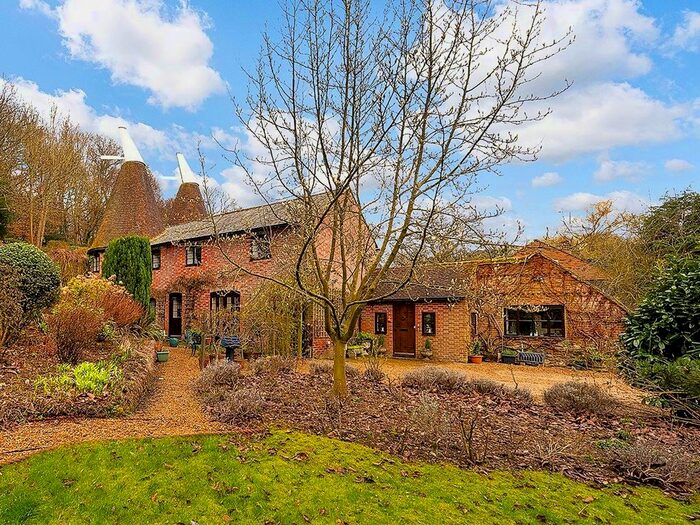 4 Bedroom Barn Conversion For Sale In Styants Bottom Road, Seal Chart, Sevenoaks, TN15