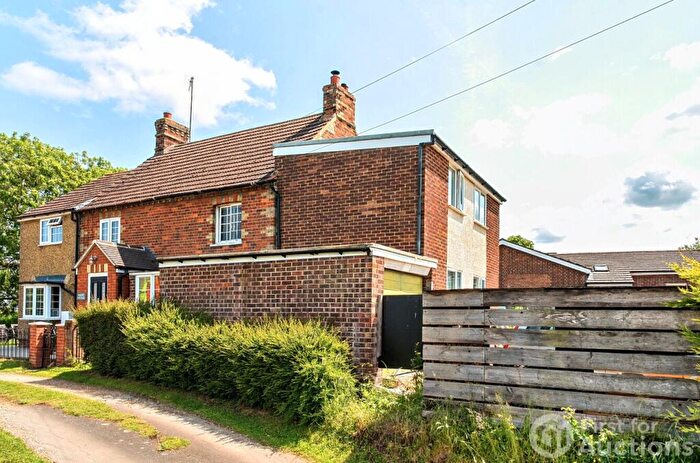 3 Bedroom Semi-Detached House For Sale In The Slip, Pavenham Road, Felmersham, MK43