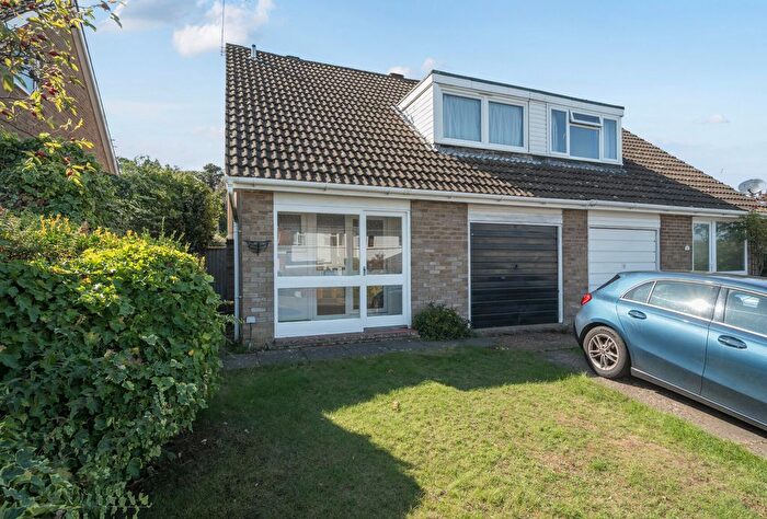 3 Bedroom Semi-detached House For Sale In Pontoise Close, Sevenoaks, Kent, TN13