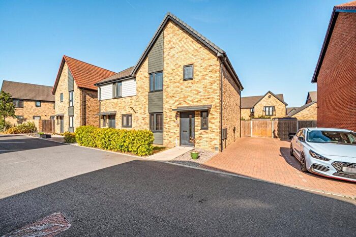 3 Bedroom Semi Detached House For Sale In Tonite Lane, Faversham, Kent, ME13