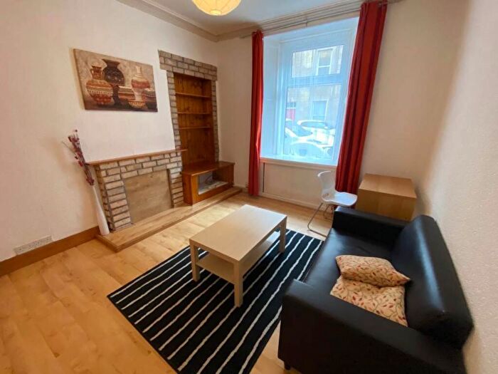 1 Bedroom Apartment To Rent In Tarvit Street, Tollcross, EH3