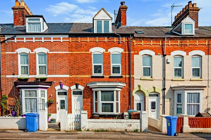 2 Bedroom Flat To Rent In St. Hilda Street, Bridlington, East Riding Of Yorkshi, YO15