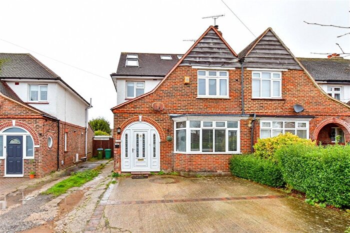 4 Bedroom Semi-Detached House For Sale In Henry Avenue, Rustington, West Sussex, BN16