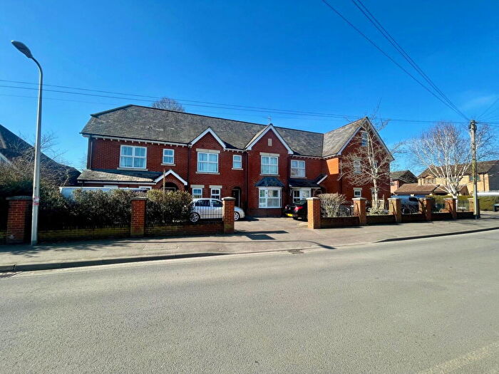 2 Bedroom Apartment To Rent In Stephenson Close, Thatcham, RG18