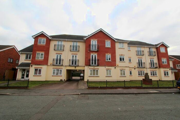 2 Bedroom Flat To Rent In John Street, Ettingshall, Wolverhampton, WV2