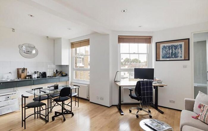 1 Bedroom Flat To Rent In Upper Berkeley Street, Marylebone, London, W1H