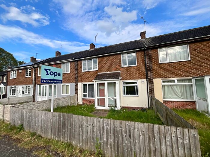 3 Bedroom Terraced House For Sale In Riseborough Walk, Nottingham, NG6
