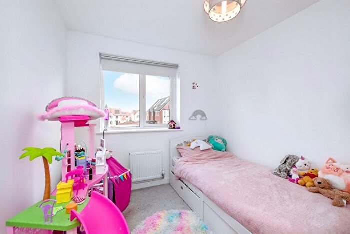 3 Bedroom End Of Terrace House For Sale In Craighall Drive, Musselburgh, East Lothian, EH21