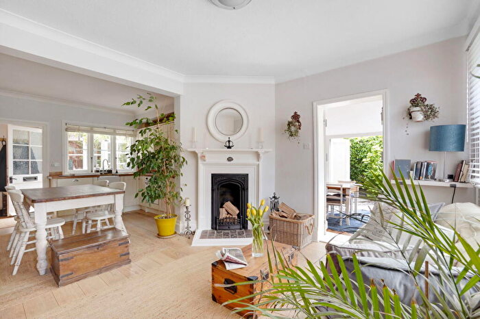 3 Bedroom Semi-Detached House To Rent In The Street, Mereworth, Maidstone, ME18