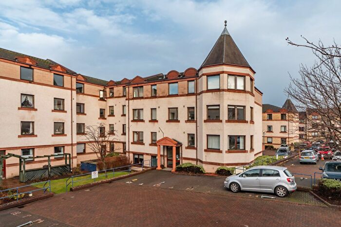 2 Bedroom Flat For Sale In / Dorset Place, Edinburgh, EH11
