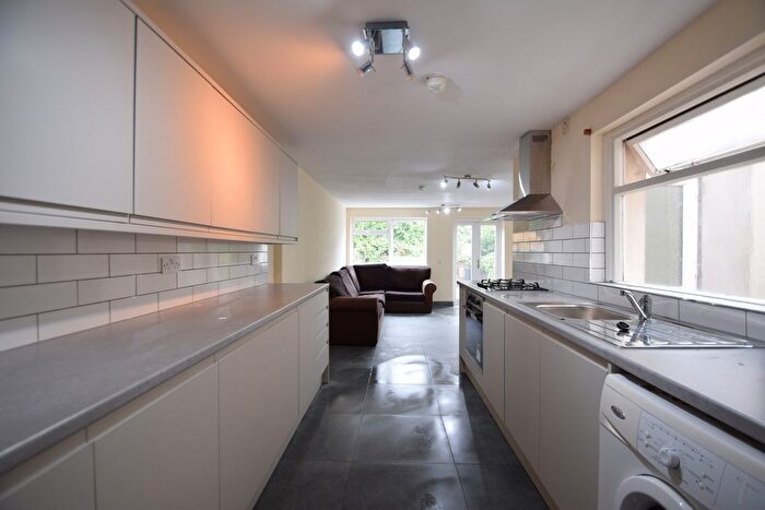 7 Bedroom Terraced House To Rent In Coburn Street, Cathays, CF24