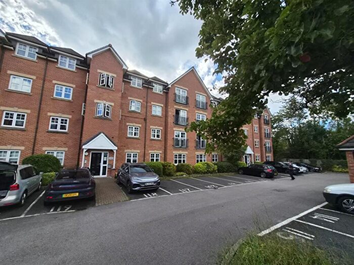 2 Bedroom House To Rent In , Fog Lane Manchester, M19