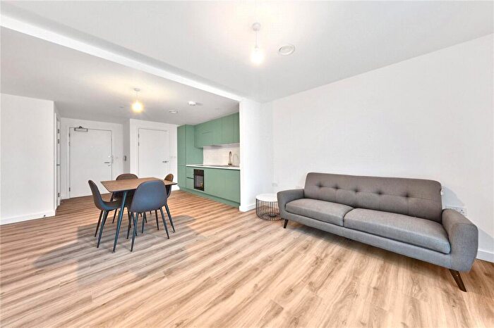 1 Bedroom Apartment To Rent In Viva Court, Kimpton Road, Luton, LU2