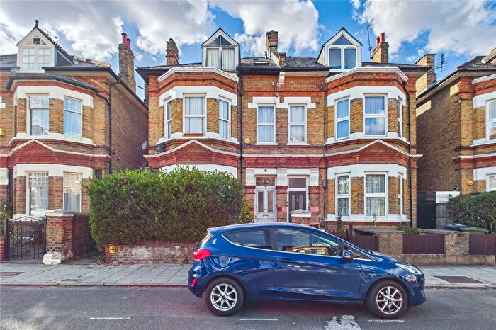 2 Bedroom Flat To Rent In Tierney Road, London, SW2