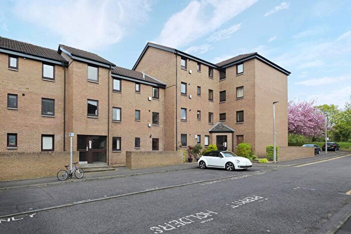 2 Bedroom Flat For Sale In / Boat Green, Edinburgh, EH3