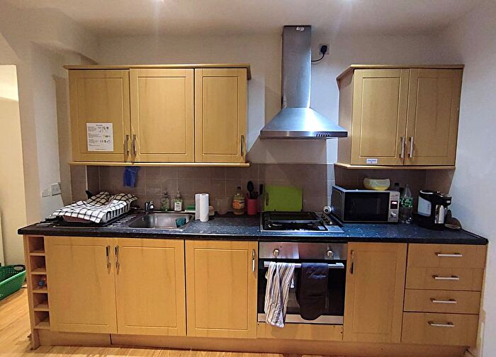 1 Bedroom Flat To Rent In Walker Road, Cardiff, CF24