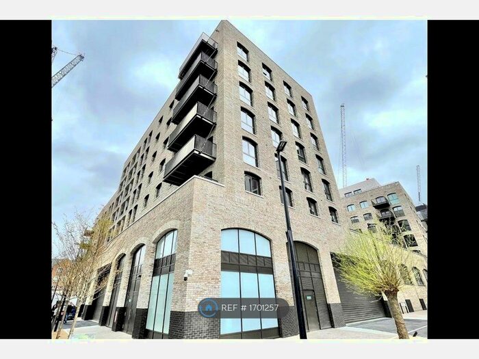 1 Bedroom Flat To Rent In Calville House, Brentford, TW8