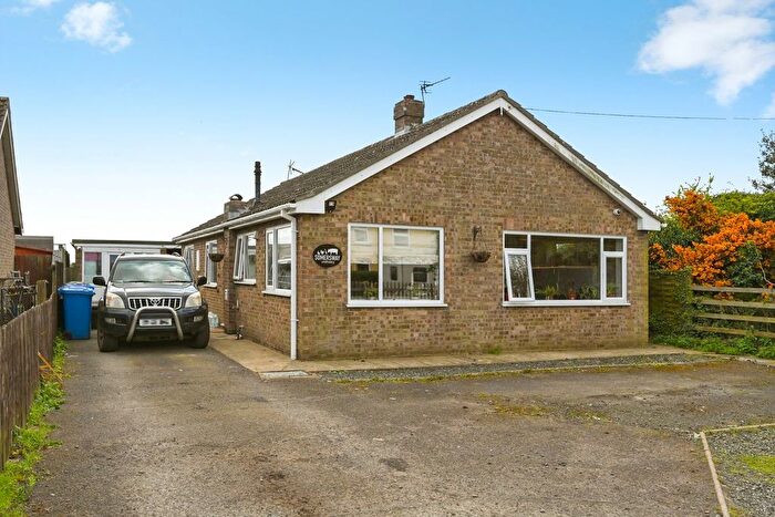 4 Bedroom Detached Bungalow For Sale In Station Road, Old Leake, Boston, PE22