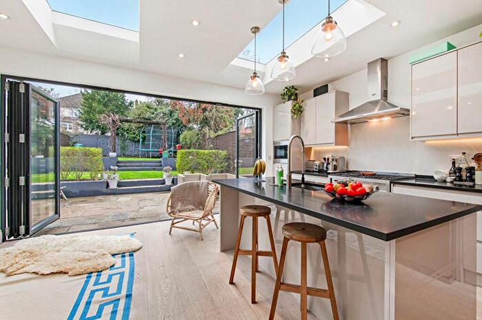 4 Bedroom Semi Detached House For Sale In Doyle Gardens, London, NW10