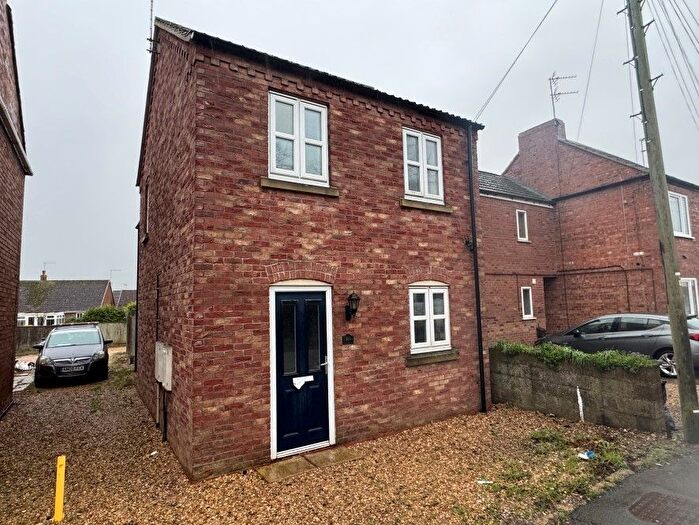 3 Bedroom Detached House For Sale In A Bourne Road, Spalding, Lincolnshire, PE11