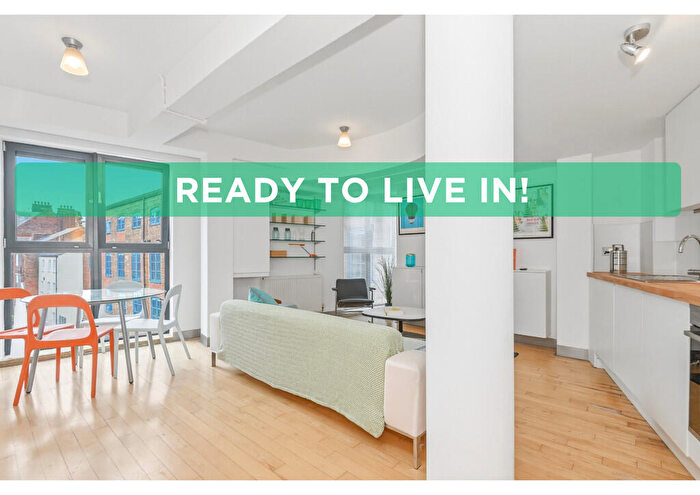 1 Bedroom Apartment For Sale In Simpsons Fold West, Dock Street, LS10