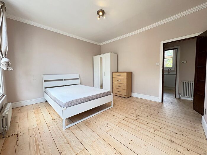 2 Bedroom Flat To Rent In Balfe Street, London, N1