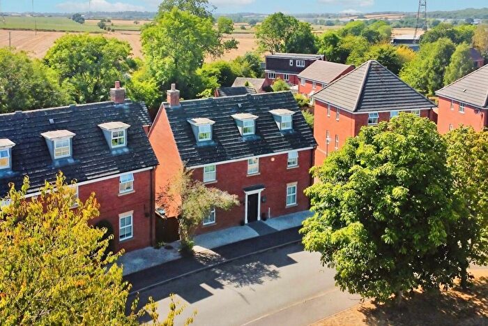 5 Bedroom Detached House For Sale In Barons Close, Kirby Muxloe, LE9