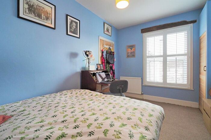 3 Bedroom Terraced House For Sale In Sidney Street, Salisbury, SP2