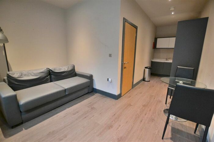 1 Bedroom Flat To Rent In Water Street, Liverpool, L2