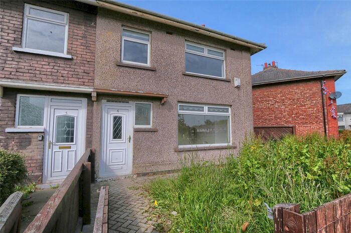2 Bedroom End Of Terrace House To Rent In Thorntree Avenue, Middlesbrough, TS3