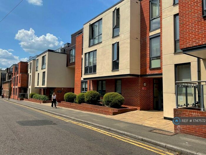 1 Bedroom Flat To Rent In Printing House Square, Guildford, GU1