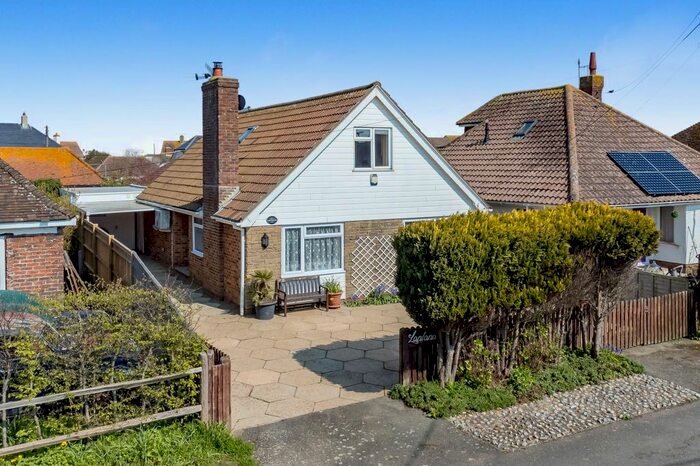 4 Bedroom Detached House To Rent In Eastbourne Ave, Pevensey Bay, BN24